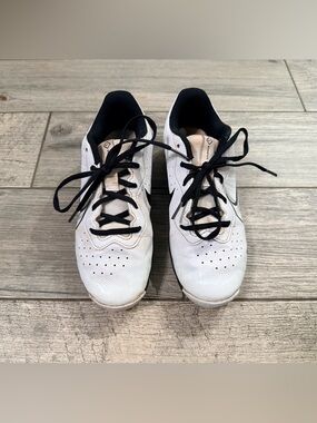 Nike Baseball Cleats • Size 5.5Y